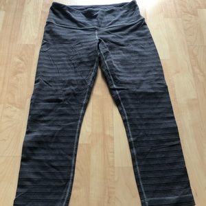 Lululemon cropped leggings